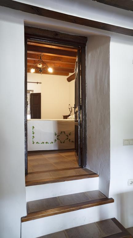La Casa Del Tio Venancio Hostal Caracenilla Exterior foto