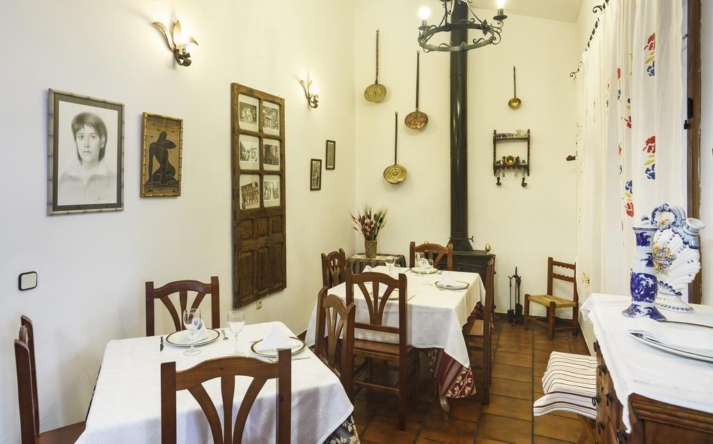 La Casa Del Tio Venancio Hostal Caracenilla Exterior foto